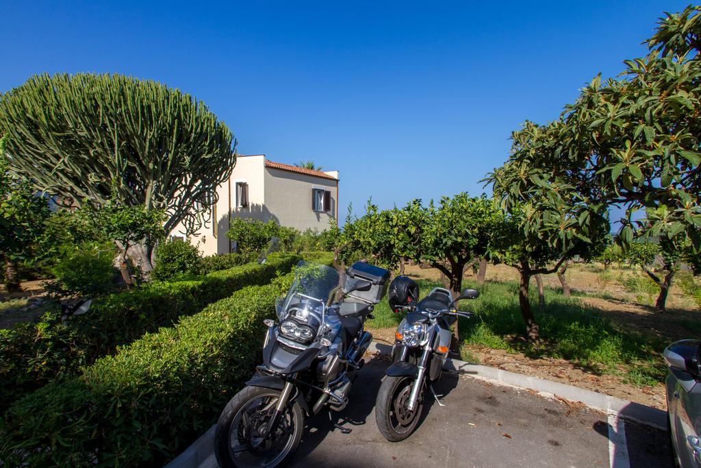 Bouganville B&B Cefalú Exterior foto